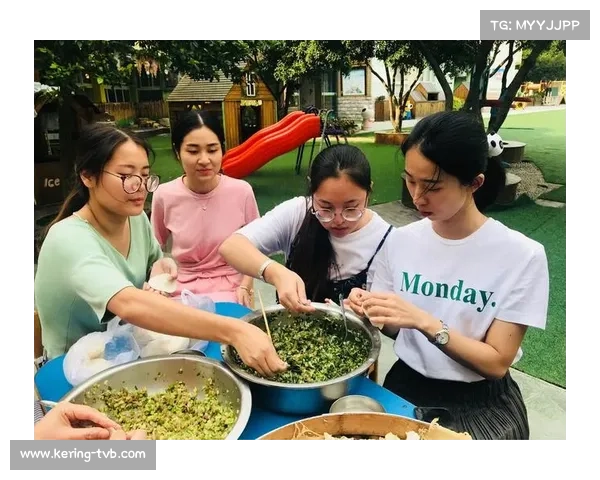 朱俊龙调侃四川前队友“下次带上我”，言语间显竞争情谊